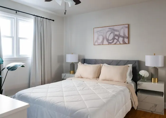2br • Newly Furnished Modern • Near O'hare Apartamento *